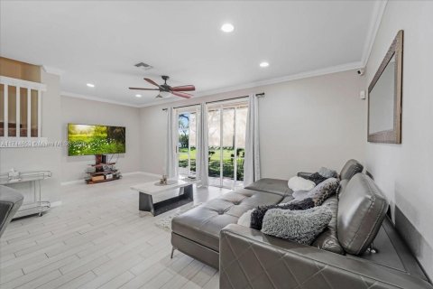 House in Fort Myers, Florida 3 bedrooms, 151.34 sq.m. № 1741533 - photo 16