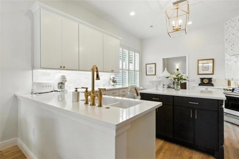 House in Venice, Florida 3 bedrooms, 199.74 sq.m. № 1803127 - photo 15