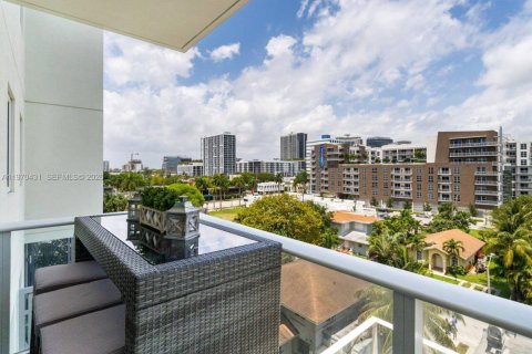 Copropriété à louer à Miami, Floride: 2 chambres, 75.62 m2 № 2031434 - photo 7