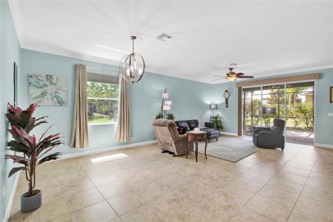 House in Clermont, Florida 3 bedrooms, 186.36 sq.m. № 1786335 - photo 10