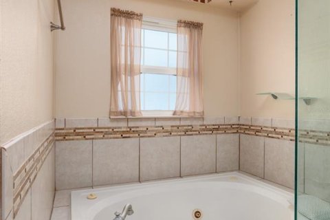 Casa en venta en Pinellas Park, Florida, 3 dormitorios, 137.87 m2 № 1904815 - foto 24