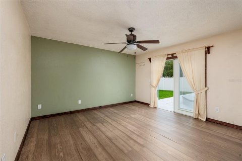 Casa en venta en Pinellas Park, Florida, 3 dormitorios, 137.87 m2 № 1904815 - foto 19