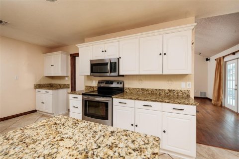 Casa en venta en Pinellas Park, Florida, 3 dormitorios, 137.87 m2 № 1904815 - foto 16