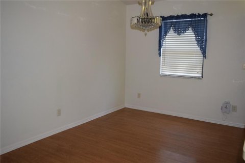 Casa en venta en Ocala, Florida, 2 dormitorios, 112.04 m2 № 1777930 - foto 9