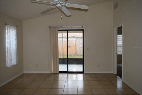 Casa en venta en Ocala, Florida, 2 dormitorios, 112.04 m2 № 1777930 - foto 14