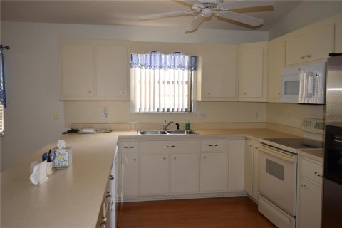 Casa en venta en Ocala, Florida, 2 dormitorios, 112.04 m2 № 1777930 - foto 5