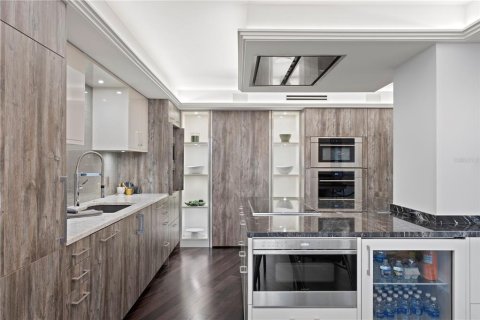 Купить кондоминиум в Тампа, Флорида 9 комнат, 389.17м2, № 1654623 - фото 30