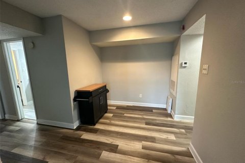 Condominio en alquiler en Casselberry, Florida, 2 dormitorios, 71.35 m2 № 2103646 - foto 4