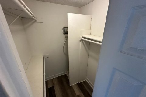 Condominio en alquiler en Casselberry, Florida, 2 dormitorios, 71.35 m2 № 2103646 - foto 11