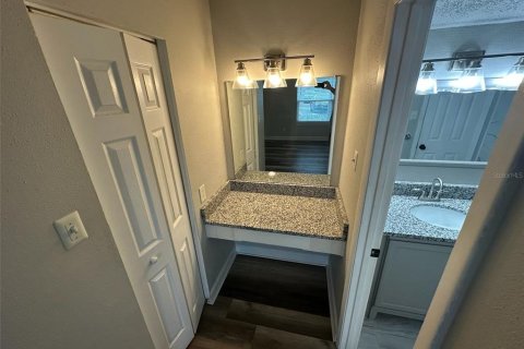 Condominio en alquiler en Casselberry, Florida, 2 dormitorios, 71.35 m2 № 2103646 - foto 10