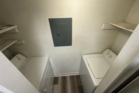 Condominio en alquiler en Casselberry, Florida, 2 dormitorios, 71.35 m2 № 2103646 - foto 8
