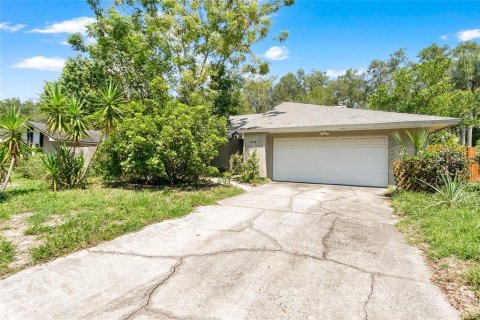 Casa en venta en Casselberry, Florida, 3 dormitorios, 124.21 m2 № 1913118 - foto 1