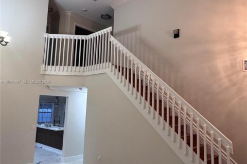 Casa en venta en Weston, Florida, 5 dormitorios, 229.1 m2 № 2388427 - foto 4