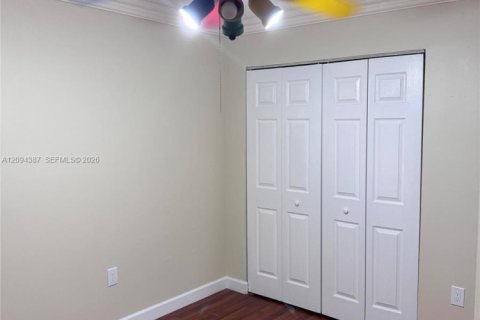 Casa en venta en Weston, Florida, 5 dormitorios, 229.1 m2 № 2388427 - foto 13