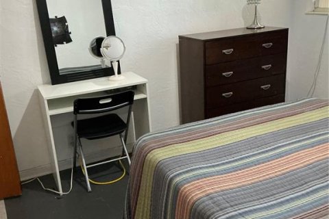 Condo in Kenneth City, Florida, 1 bedroom  № 1682951 - photo 19