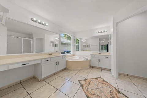 House in Orlando, Florida 3 bedrooms, 208.29 sq.m. № 1735557 - photo 22