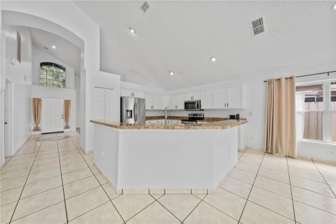 House in Orlando, Florida 3 bedrooms, 208.29 sq.m. № 1735557 - photo 14
