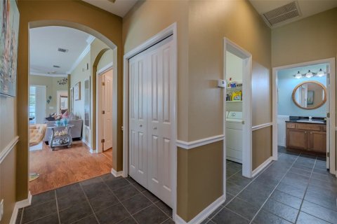 Villa ou maison à vendre à Wesley Chapel, Floride: 2 chambres, 135.17 m2 № 2216106 - photo 15