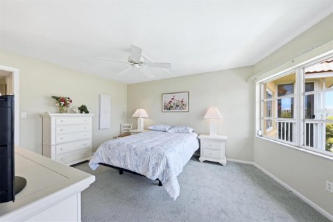 Condo in Sarasota, Florida, 2 bedrooms № 2156193 - photo 21