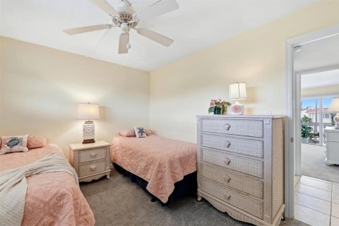 Condo in Sarasota, Florida, 2 bedrooms № 2156193 - photo 18