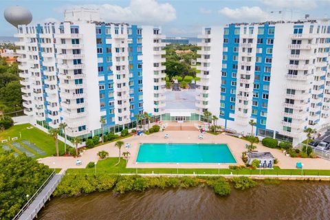 Copropriété à vendre à Daytona Beach, Floride: 1 chambre, 112.41 m2 № 1852828 - photo 4