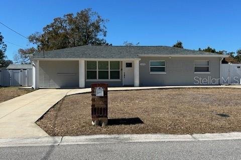 Villa ou maison à Tampa, Floride 5 chambres, 152.17 m2 № 2145101