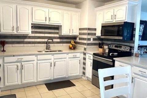 Villa ou maison à vendre à Tampa, Floride: 5 chambres, 152.17 m2 № 2145101 - photo 6