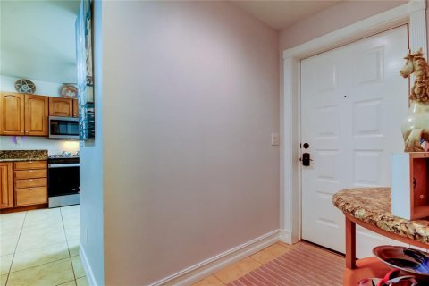 Condo in Palm Harbor, Florida, 2 bedrooms  № 1559214 - photo 2