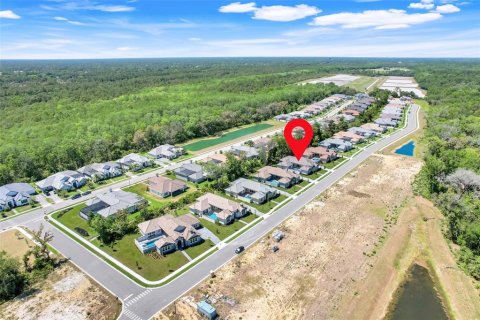 House in Palm Coast, Florida 4 bedrooms, 220.74 sq.m. № 1650911 - photo 10