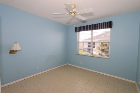 House in Port St. Lucie, Florida 2 bedrooms, 147.71 sq.m. № 2084038 - photo 12
