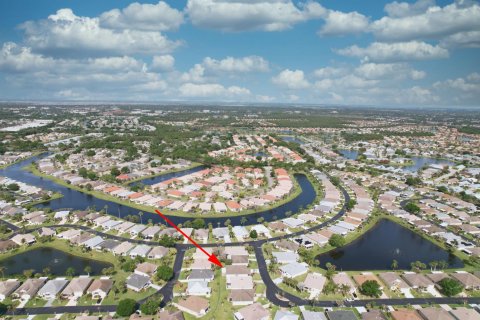 House in Port St. Lucie, Florida 2 bedrooms, 147.71 sq.m. № 2084038 - photo 30