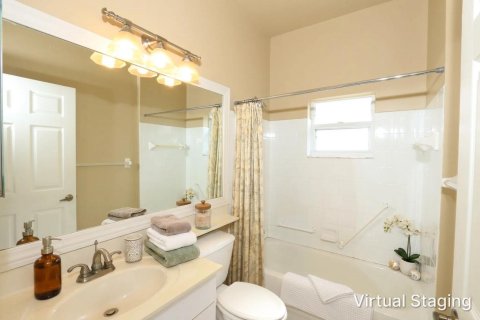 House in Port St. Lucie, Florida 2 bedrooms, 147.71 sq.m. № 2084038 - photo 26