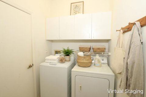 House in Port St. Lucie, Florida 2 bedrooms, 147.71 sq.m. № 2084038 - photo 29