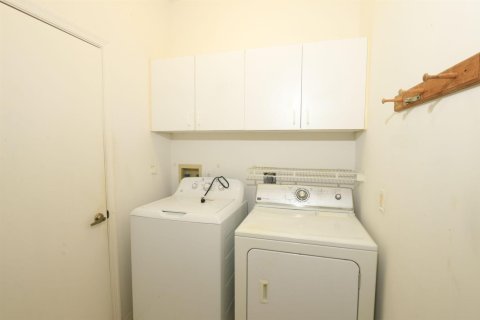 House in Port St. Lucie, Florida 2 bedrooms, 147.71 sq.m. № 2084038 - photo 28