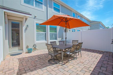 Adosado en venta en Orlando, Florida, 3 dormitorios, 168.34 m2 № 1744285 - foto 26