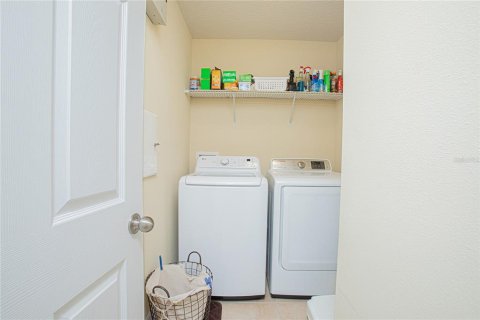 Adosado en venta en Orlando, Florida, 3 dormitorios, 168.34 m2 № 1744285 - foto 21