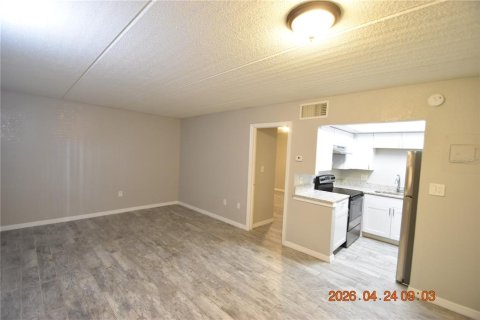 Appartement à louer à Tampa, Floride: 1 chambre, 51.1 m2 № 2213851 - photo 5