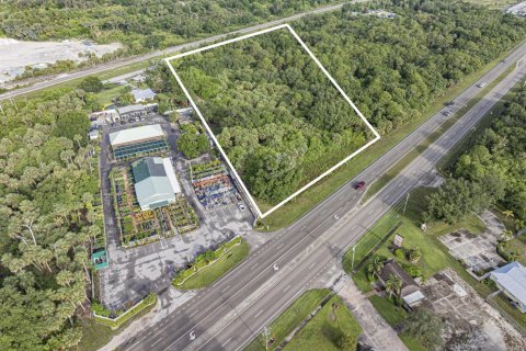 Commercial property in Vero Beach, Florida № 2241178 - photo 2