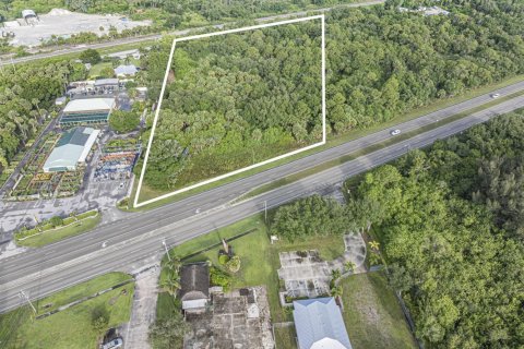 Commercial property in Vero Beach, Florida № 2241178 - photo 3