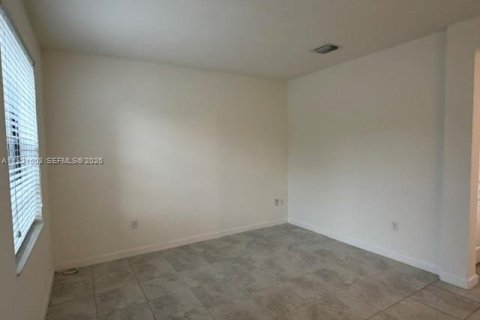 Touwnhouse à vendre à Homestead, Floride: 3 chambres, 138.24 m2 № 2089512 - photo 19