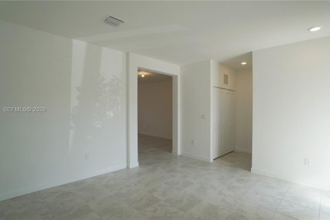 Touwnhouse à vendre à Homestead, Floride: 3 chambres, 138.24 m2 № 2089512 - photo 9