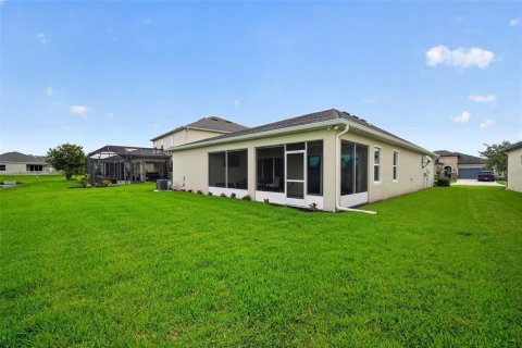 House in Wesley Chapel, Florida 3 bedrooms, 172.61 sq.m. № 2102705 - photo 5