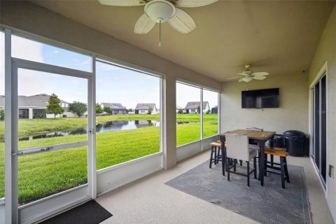 House in Wesley Chapel, Florida 3 bedrooms, 172.61 sq.m. № 2102705 - photo 29