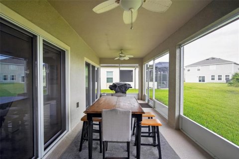 House in Wesley Chapel, Florida 3 bedrooms, 172.61 sq.m. № 2102705 - photo 28