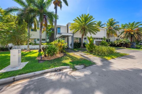 Villa ou maison à vendre à Fort Lauderdale, Floride: 7 chambres, 712.93 m2 № 2186221 - photo 7