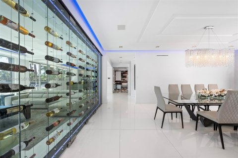 Villa ou maison à vendre à Fort Lauderdale, Floride: 7 chambres, 712.93 m2 № 2186221 - photo 18