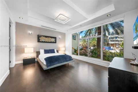 Villa ou maison à vendre à Fort Lauderdale, Floride: 7 chambres, 712.93 m2 № 2186221 - photo 11