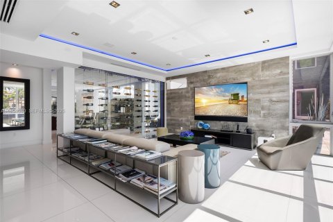 Villa ou maison à vendre à Fort Lauderdale, Floride: 7 chambres, 712.93 m2 № 2186221 - photo 25