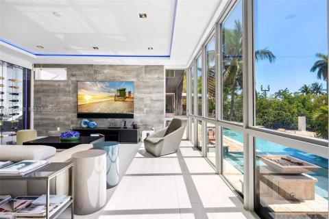 Villa ou maison à vendre à Fort Lauderdale, Floride: 7 chambres, 712.93 m2 № 2186221 - photo 24