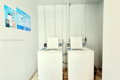 Condo in Plantation, Florida, 1 bedroom  № 1923801 - photo 21